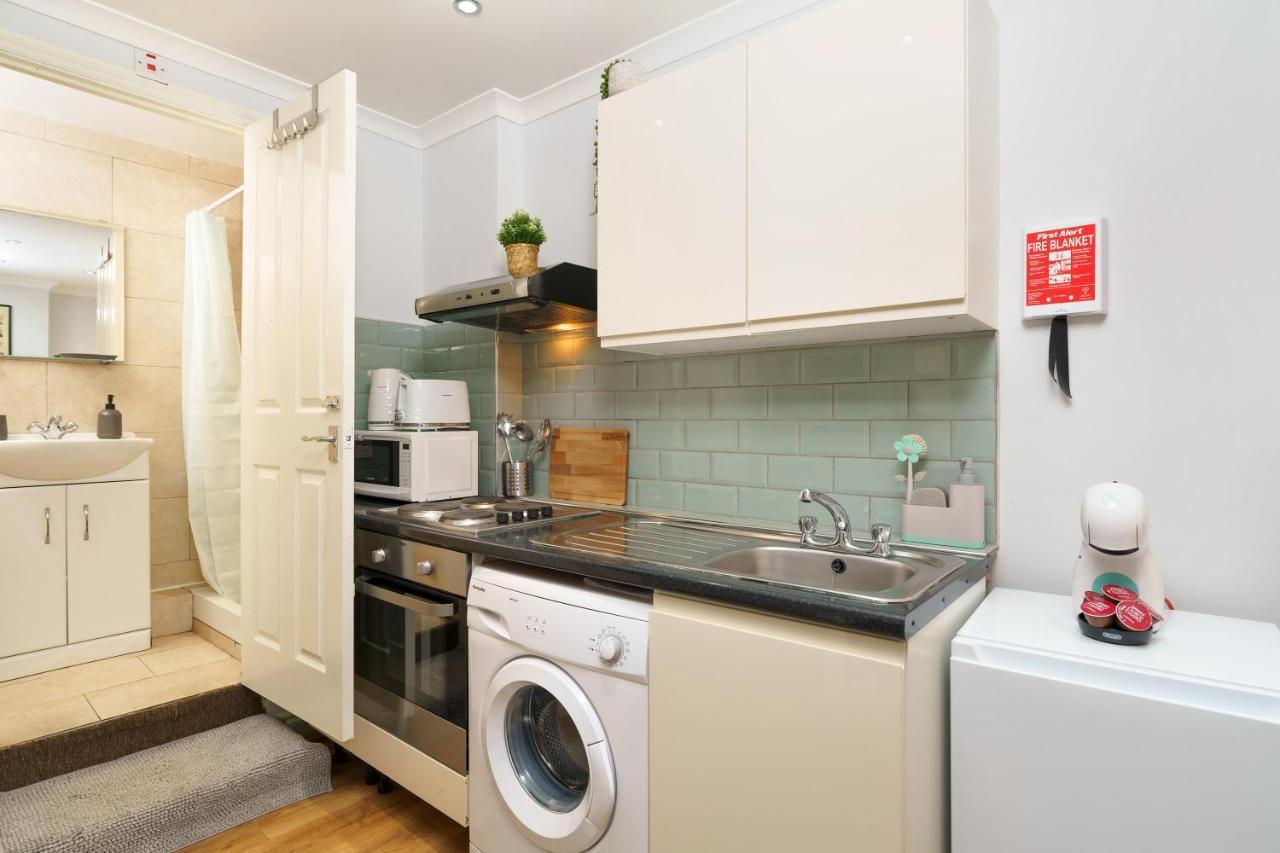 Kensington Nest Serviced Studio 2 Londra Exterior foto